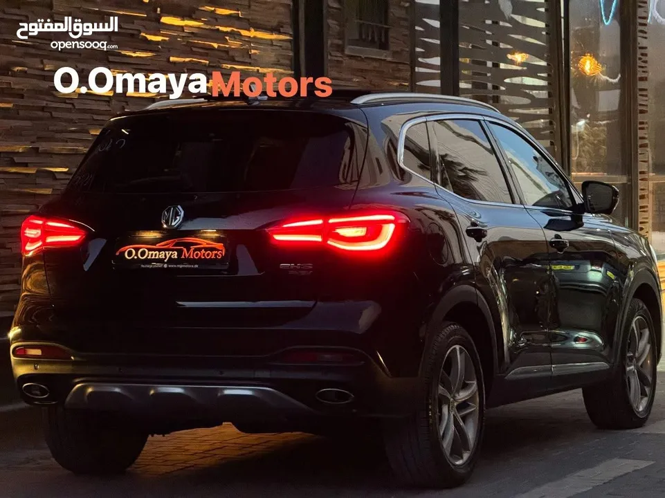 عداد قليل كفاءة بطارية عالية و فحص نخب  الغرفة الحمراء المميزة MG EHS Plug-in Hybrid