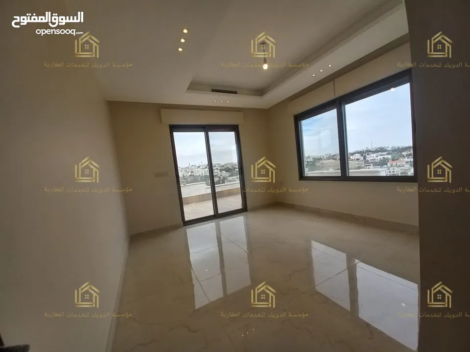 روف جديد لم يسكن مع ترسات بإطلالــــه بانوراما