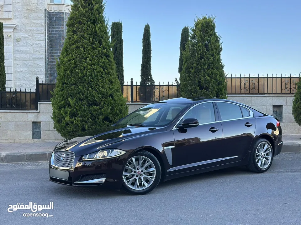 JAGUAR XF 2014 Full option وارد الوكالة / صيانة الوكالة قاطعة مسافة 100 الف كم