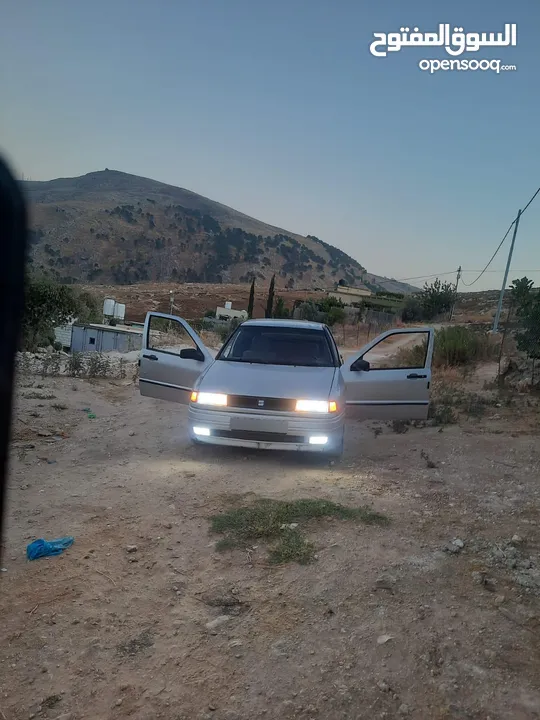 سيارة توليدو 1600 بنزين