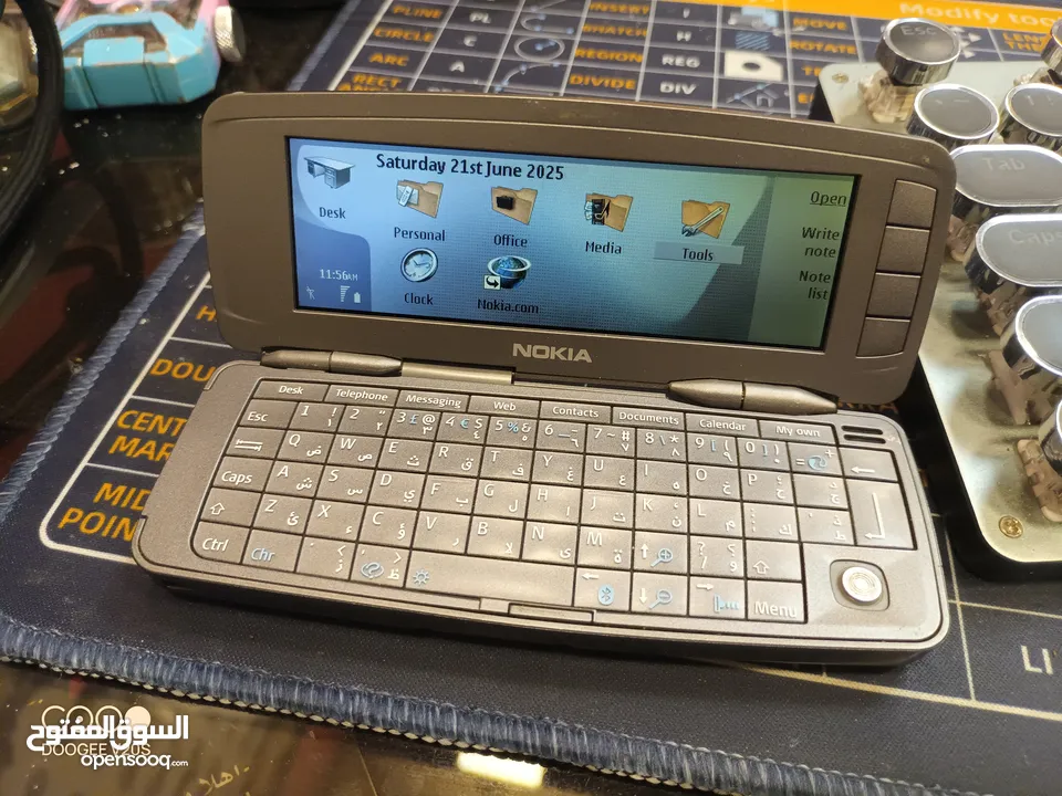 Nokia 9300i communicator