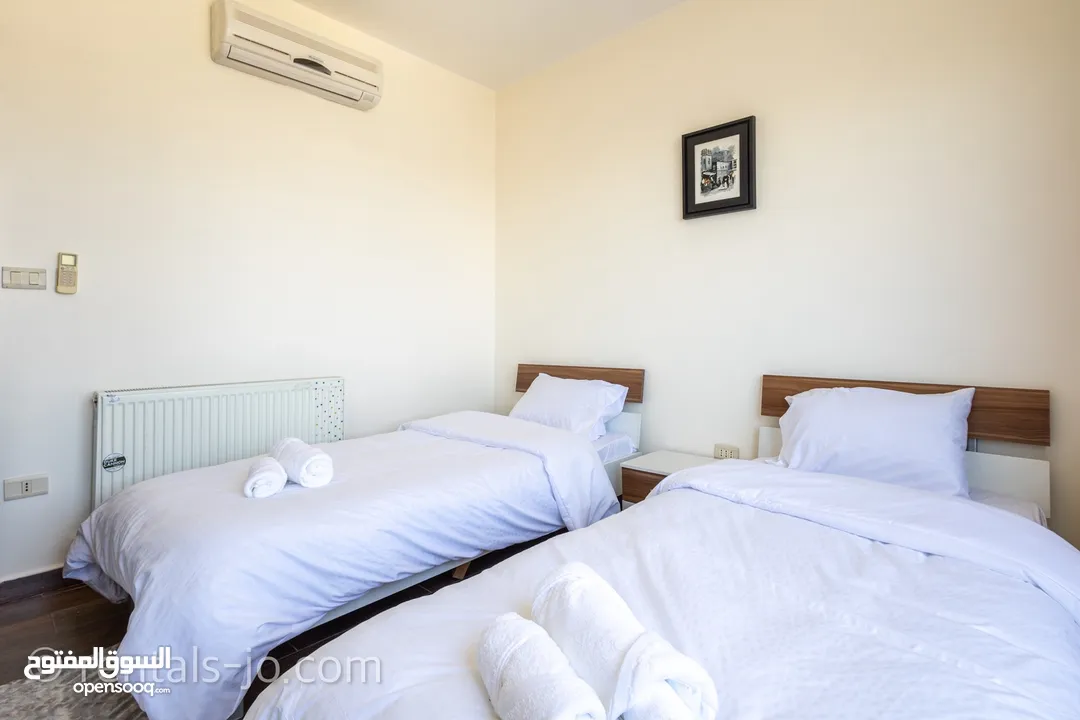 Furniture two bedroom apartment for rent in jabal amman 3rd circle  شقة مفروشة للايجار الدوار الثالث