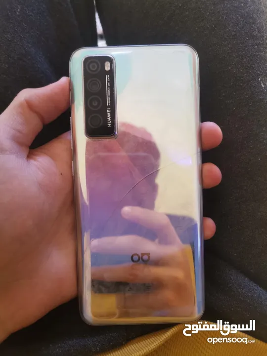 هواوي نوفا 7 5g للبدل على تلفون قوي و بنف المواصفات الي عنده يراسل خاص لا ترن يفضل يكون الجهاز اكثر