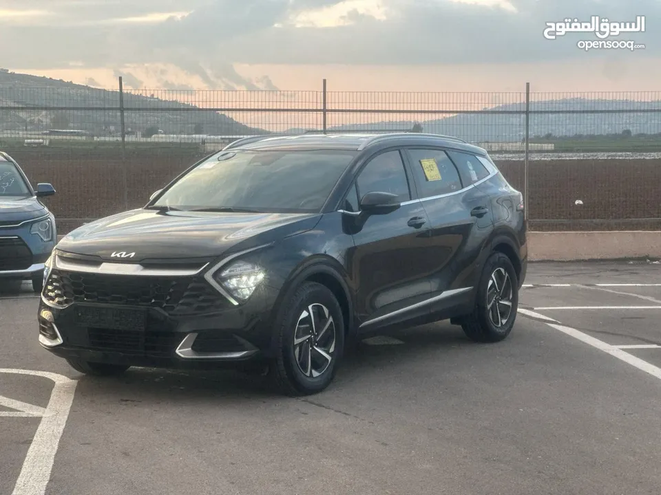 كايا سبورتاج /2022 فل بدون فتحة سقف 2x4 ///240Hp بنزين + كهرباء ( Haybrid) 1600cc