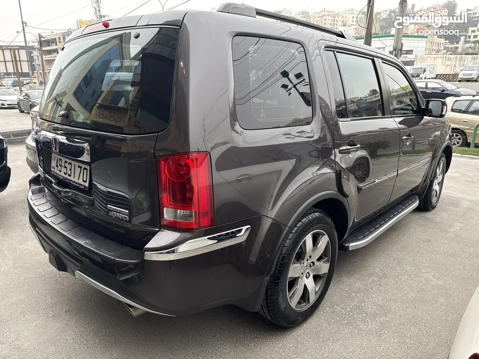 Honda pilot touring awd 2015