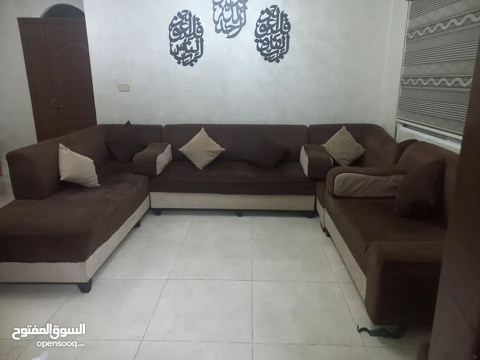 كنب بحاله ممتاز
