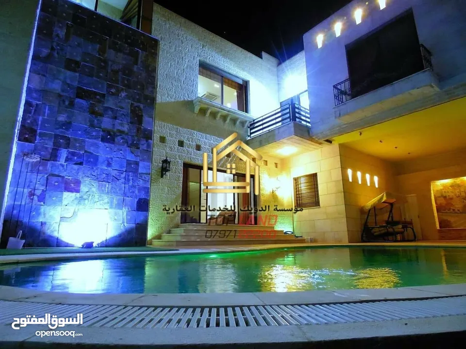 فيلا فاخرة مفروشة / مميزة بإطلالات رائعة اعلان رقم ( V10 )