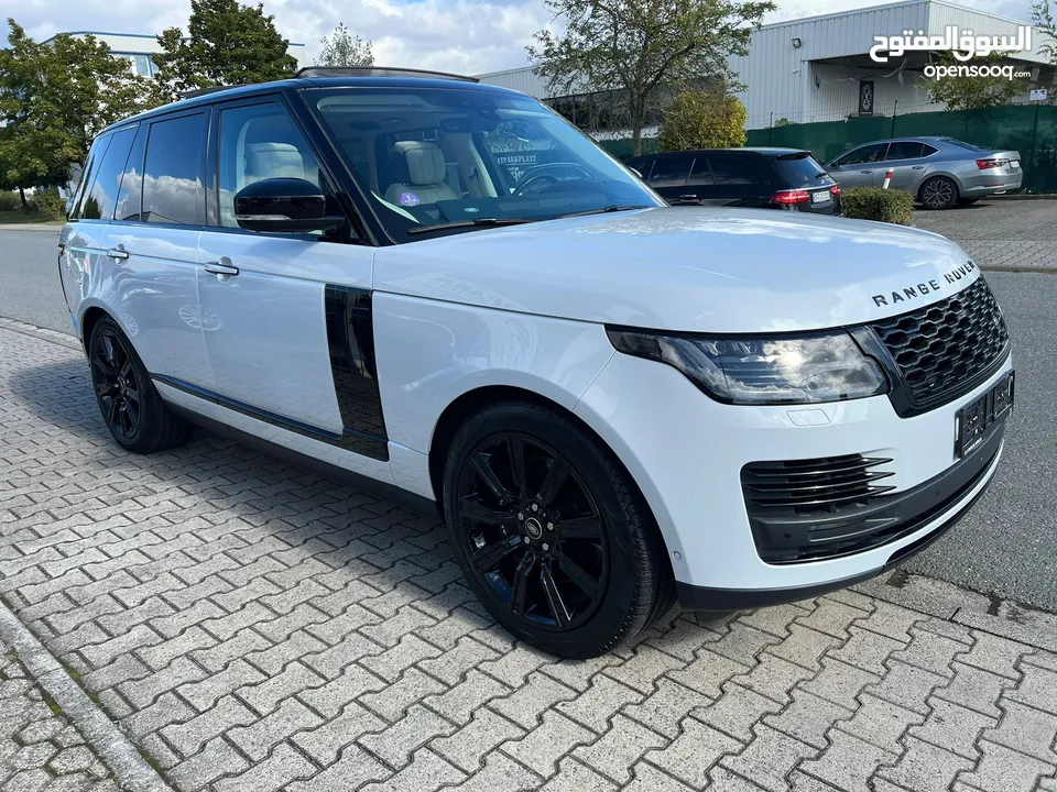 لاند روفر فوج 2021 ‏Range Rover Vougue Autobiography Black