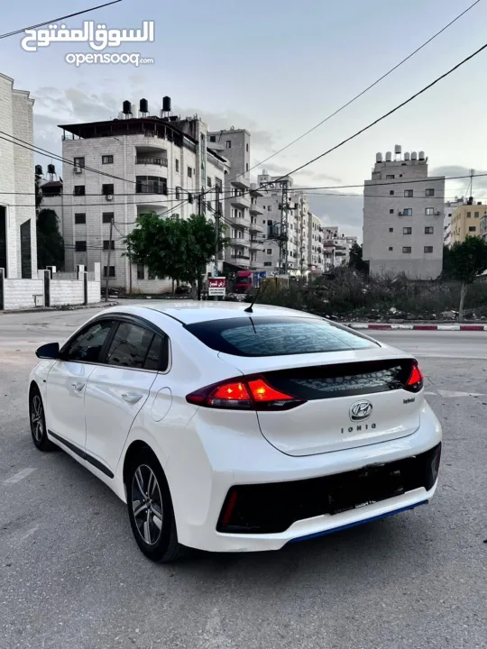 هونداي ايونيك