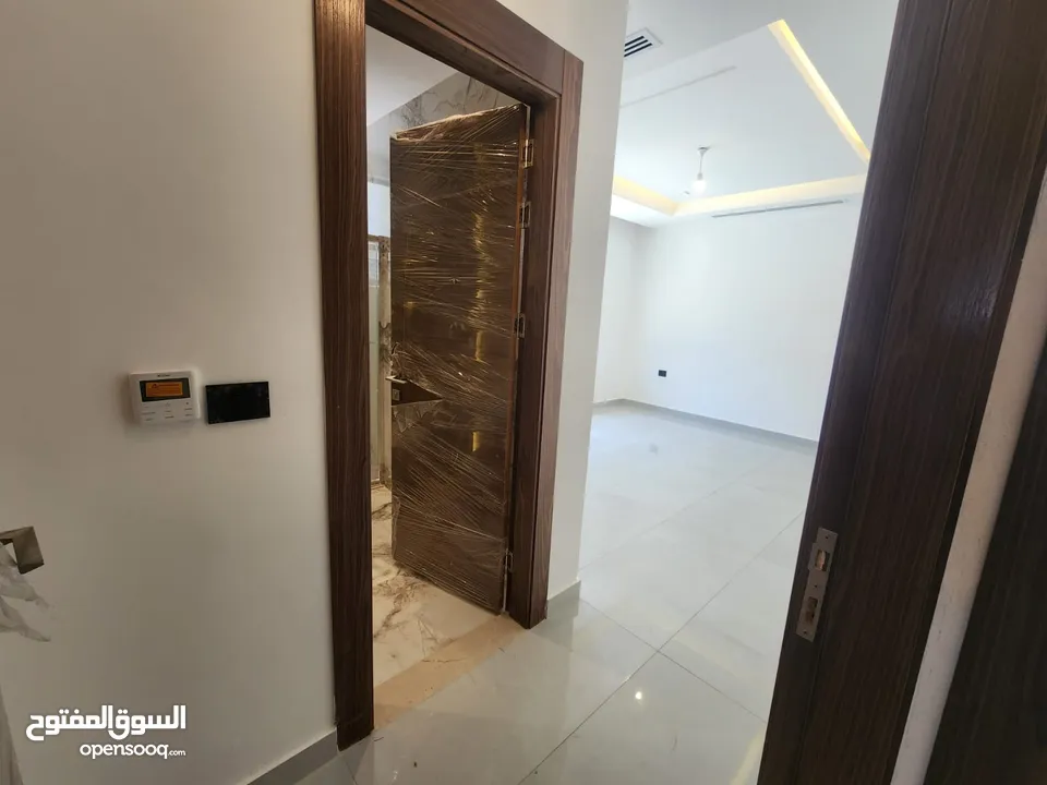 شقة فارغة للبيع في منطقة الدوار الرابع ( عدد 2 ) - ref : 14598