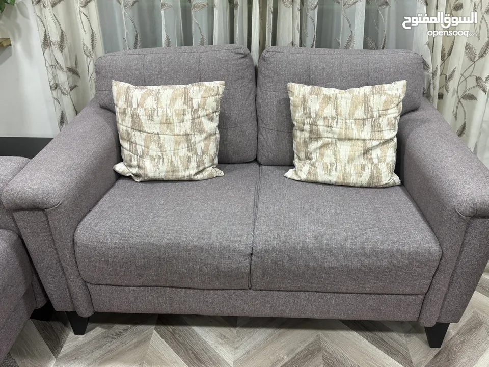 Sofa set 3+2+1 sofa in good condition  Price 40kd (negotiable)