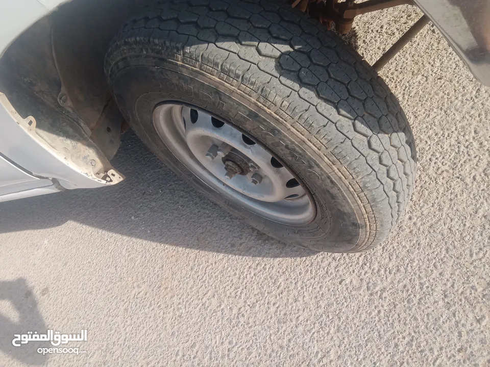 تيوتا 2004 بسعر مغري جدا