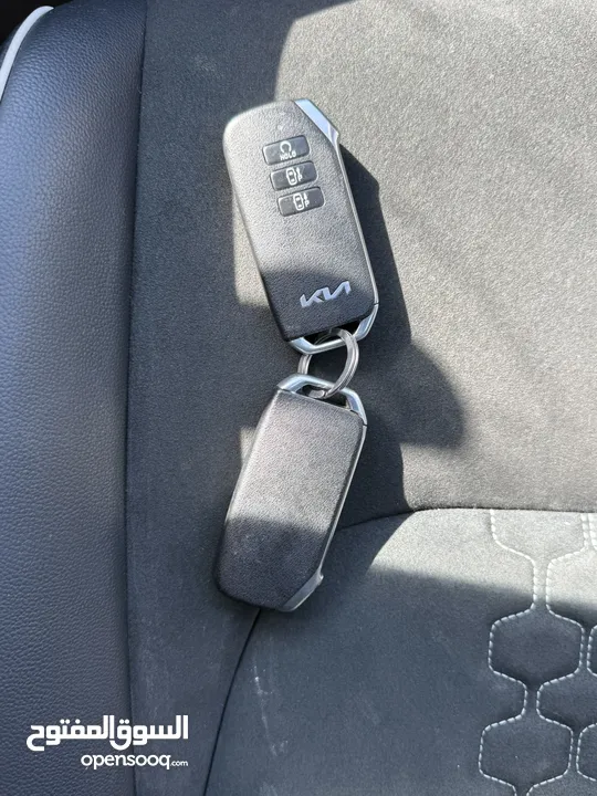 كيا سبورتاج GT Line ترخيص 2022 محرك 1600 هايبرد  جير أوتوماتيك 240 حصان