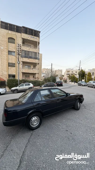 سيارة نيسان صني 1993 Nissan sunny Car بنزين قطارة بنزين قير عادي