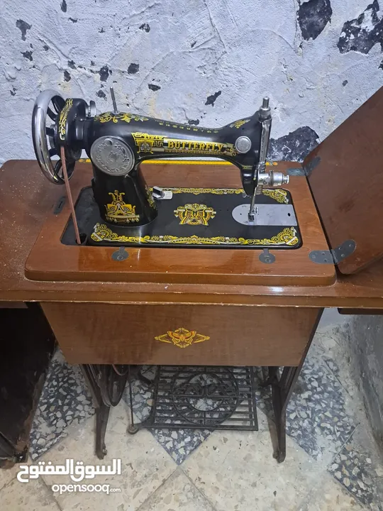 ماكينة خياطه عدد 2  بحالة الوكالة للبيع