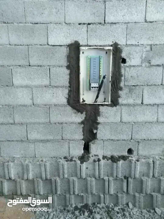 فني كهربائي