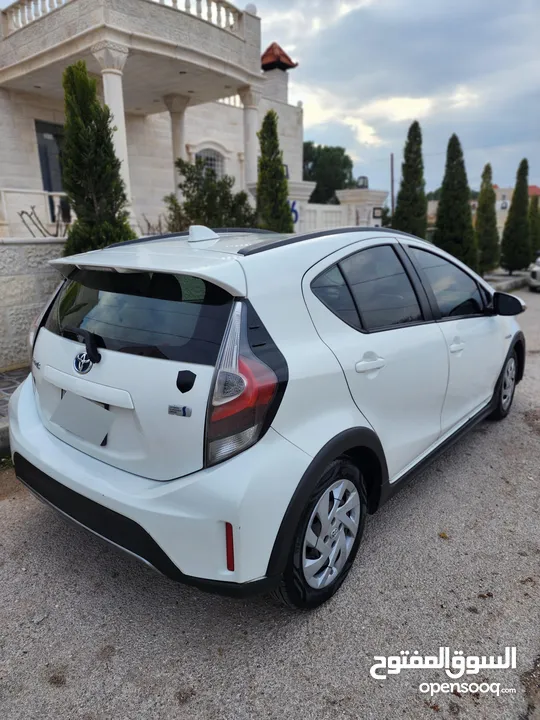 تويوتا بريوس سي 2018  للبيع    TOYOTA   PRIUS C 2018 for Sale   موديل 2018   ترخيص جديد لغاية 2/2026