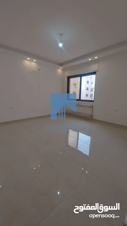 شقة فاخرة للبيع في ضاحية الأمير راشد طابق ثاني 225م تشطيب سوبر ديلوكس لم تسكن