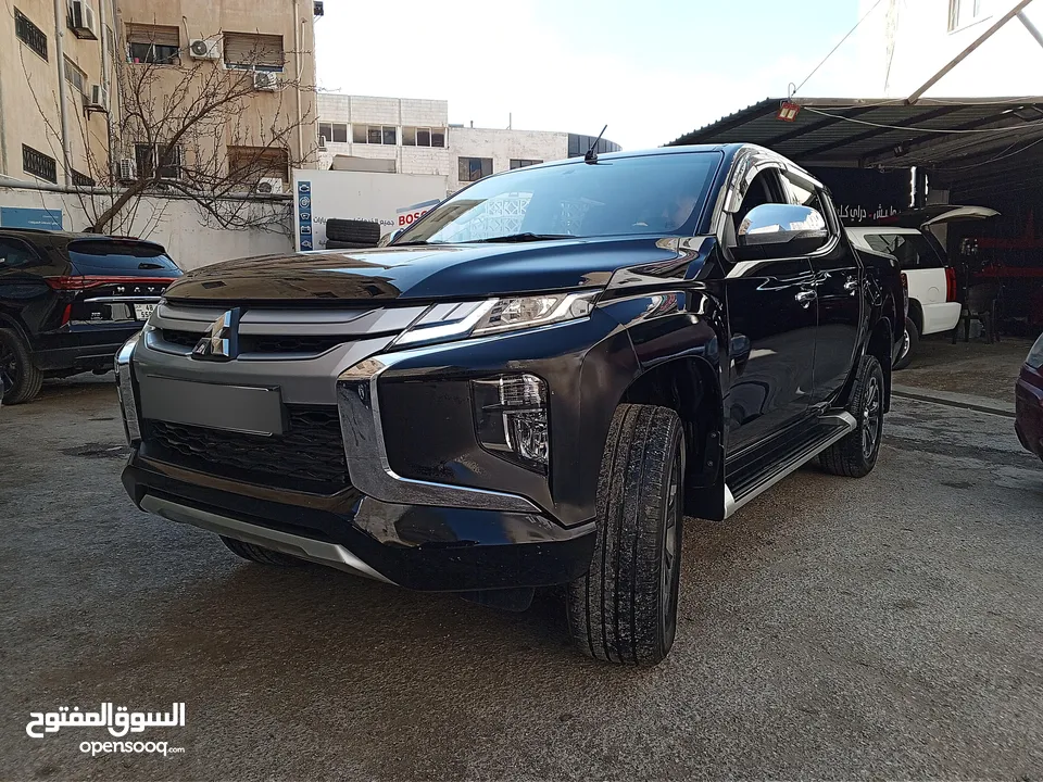 ميتسوبيشي  L200 sportero  2023 وارد الوكاله