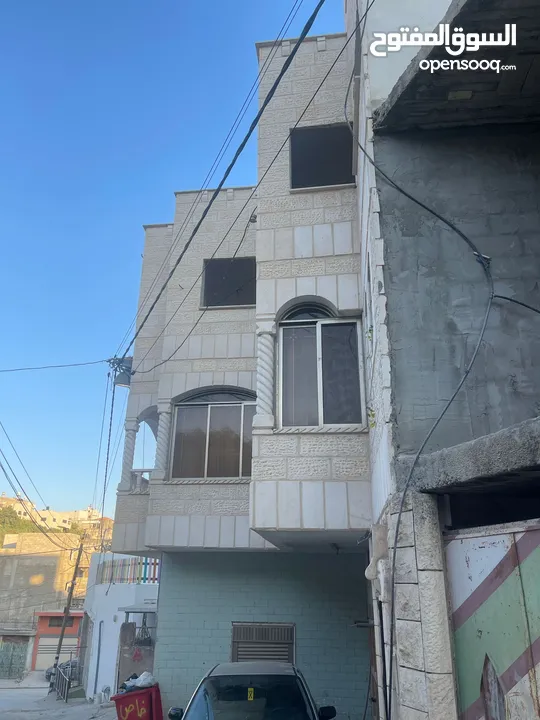 منزل للبيع مكون من اربع طبقات