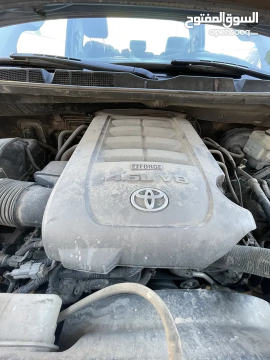 Toyota tundra 4.6 4x4 2010