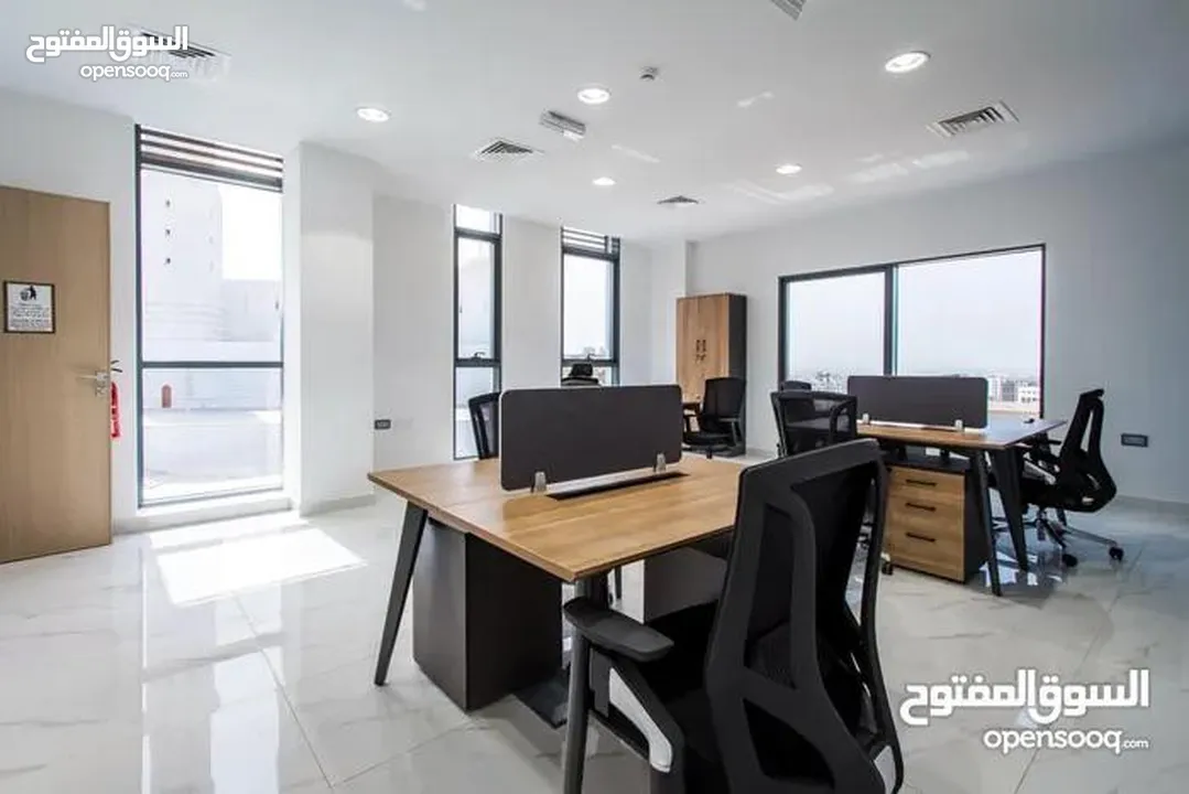 Luxurious furnished office - free WIFI and 1month free مكاتب فاخره مؤثثه مع الواي فاي وشهر مجانا