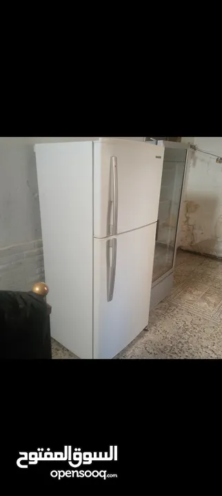ثلاجه هتاشي لون ابيض مستعمل