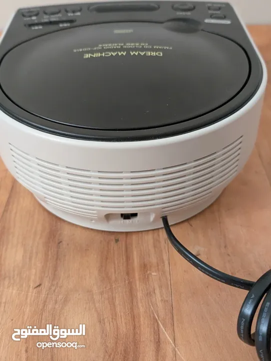 Digital Clock Radios with CD Player  راديو مع ساعه ديجتال رقم كبير وواضح  مع منبه و مشغل اسطوانات CD