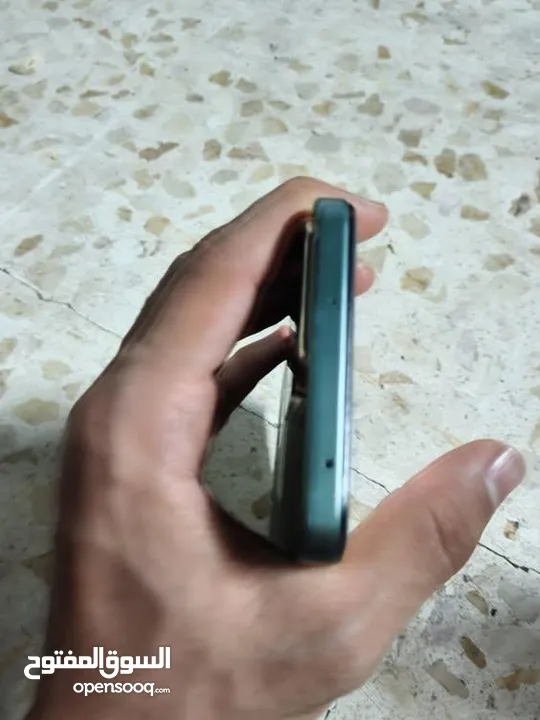 تلفونhonor x7c 256GB)(8+8ram)  لون اخضر استعمال شهر  بسعر 80 دينار  التلفون جبار وقوي وبدعم 45 فريم