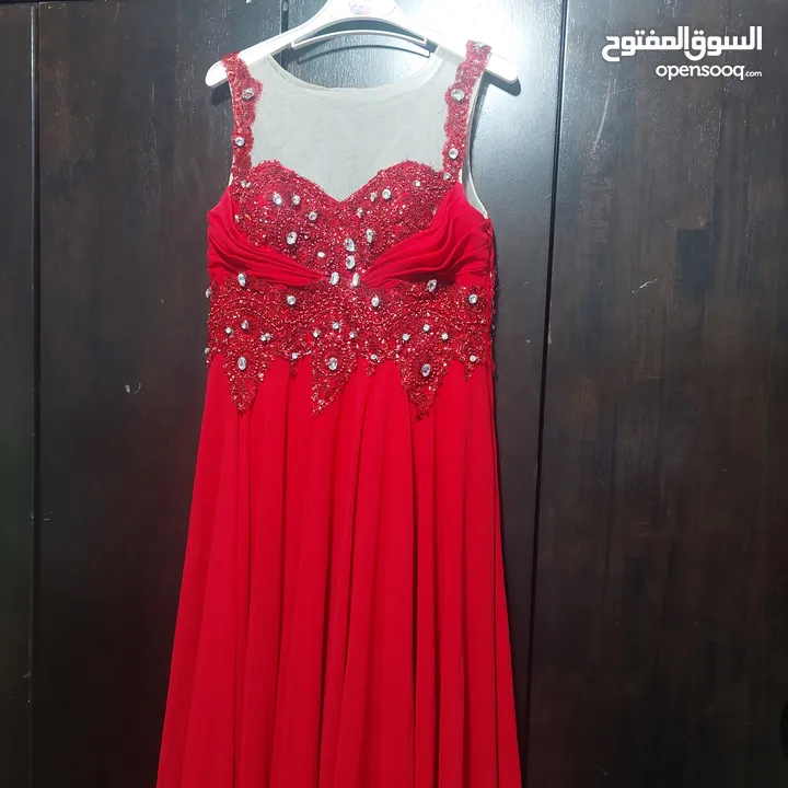 فساتين جديده للبيع