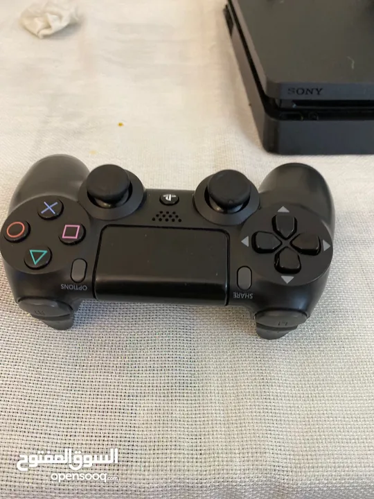 ‏PlayStation4 سليم