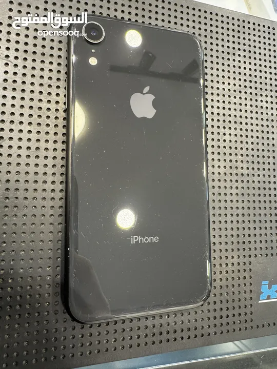 IPHONE XR 64GB USED