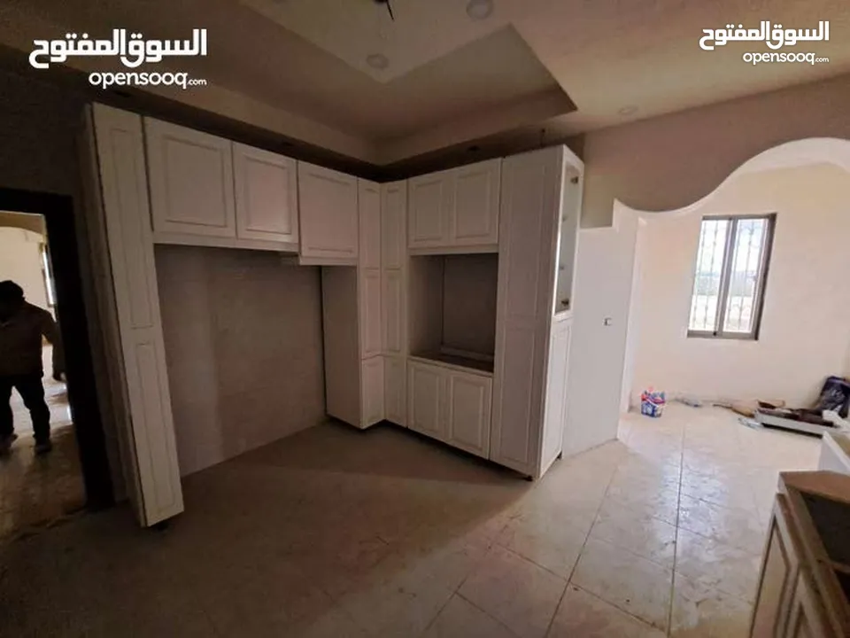 فيلا للبيع في شارع المطار جديده
