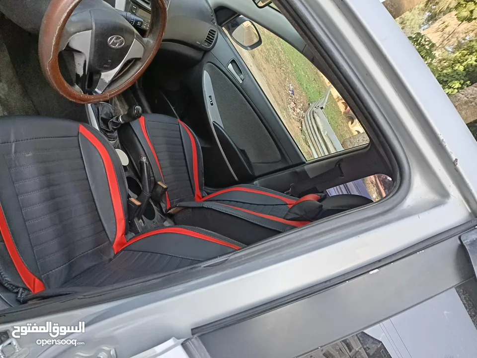 هونداي اكسنت ديزل 2015 جير عادي بسعر حرق 39000 البدل وارد اصل برايفت