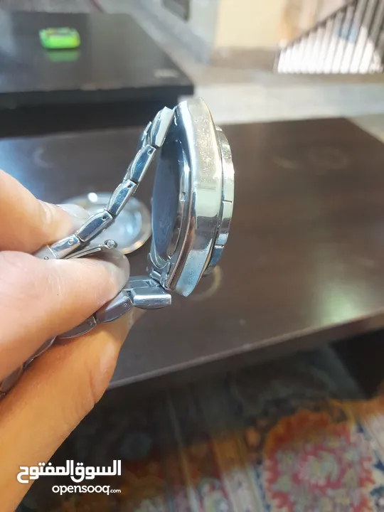 ساعه فيستينا مميزه اصليه صناعه اسبانيه للبيع بسعر مميز 45 دينار