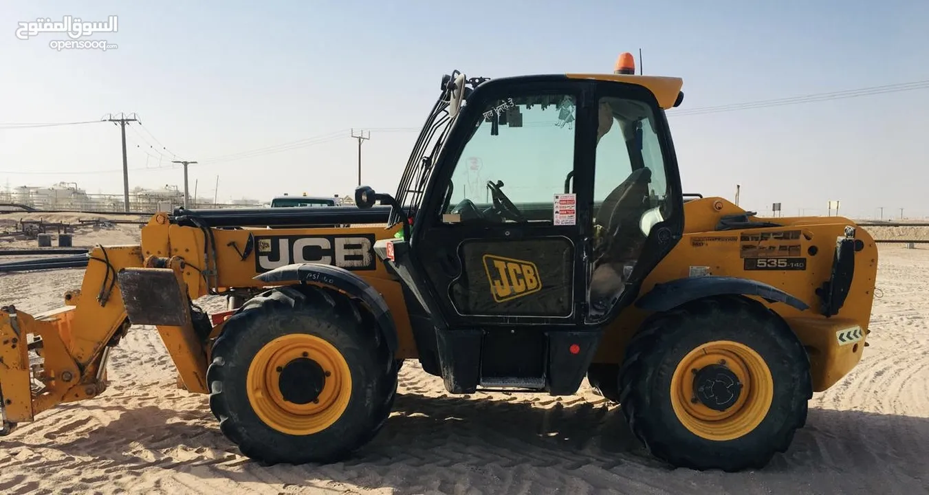 JCB boom Loader