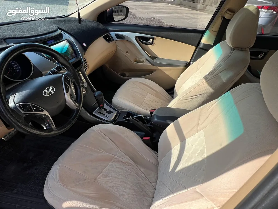 Hyundai Elantra  2014