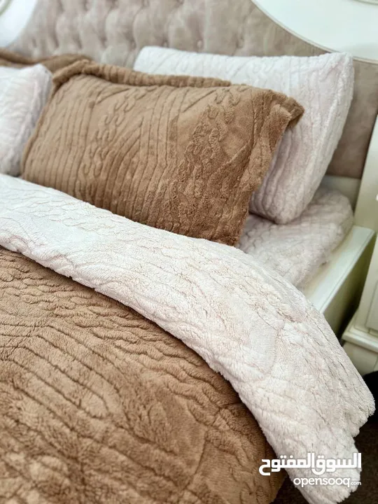 لحاف مميز و مرتب بتلاقوه بس عنا الاصيل.. خليك متميز