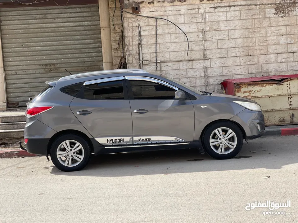 هونداي توسان 2011 بحالة ممتازة و السعر حرق حرق