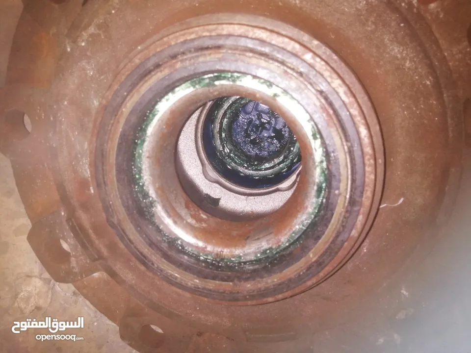 قطع شحن مرسيدس جديد ومستعمل الماني