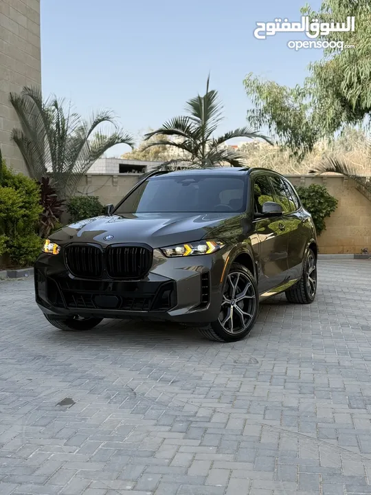 BMW X5 50e ترخيص   محرك 3000 هايبرد plug in/يقطع على الشحنه 100 كيلو متر