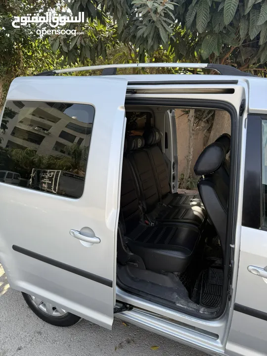 فقط 55 الف كادي 2011 جير عادي 6+1 ترخيص تامين سنة يد اولى اغلبها دهان شركة سيارة استخدام عائلي