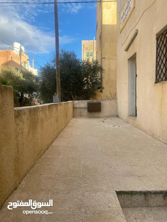 منزل مستقل في السلط المغاريب