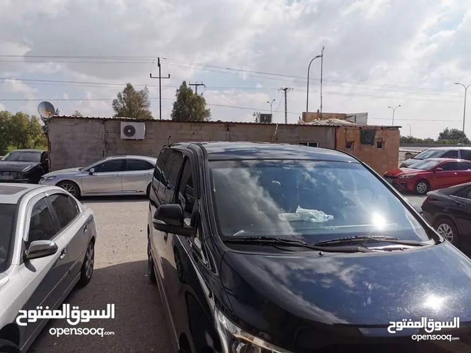 مخازن ومحلات مع ساحه للأيجار
