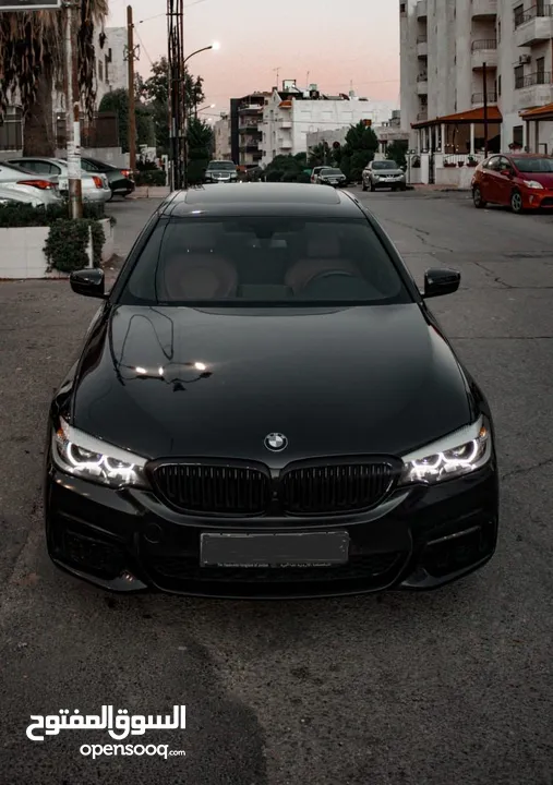 BMW 530e FOR RENT CARS