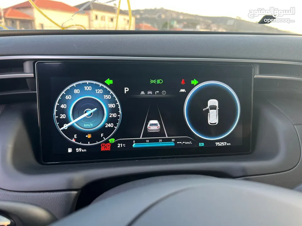 هونداي توسان /2022 فل الفل بدون فتحة سقف  2x4 ///240Hp بنزين + كهرباء  ( Haybrid) 1600cc