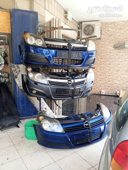محلات سائر قرقش لبيع قطع الغيار الاوبل و يوجد قسم ميكانيك جديد ومستعمل قطع بدي وقطع ميكانيك