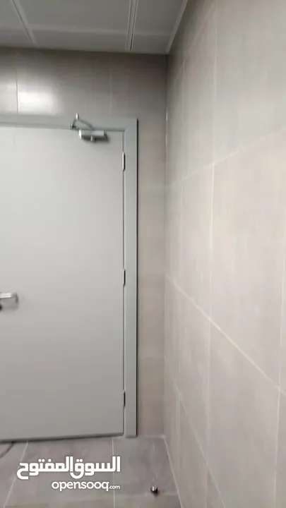 مبلاط سرميك و رخام ممتاز جدا