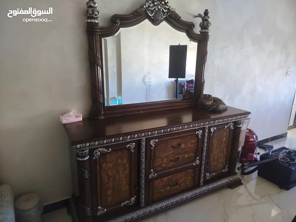بنسوار اوروبي فاخر للبيع بسعر مغري