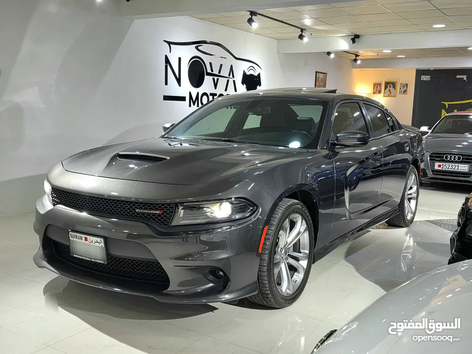 2022 dodge Charger GT V6